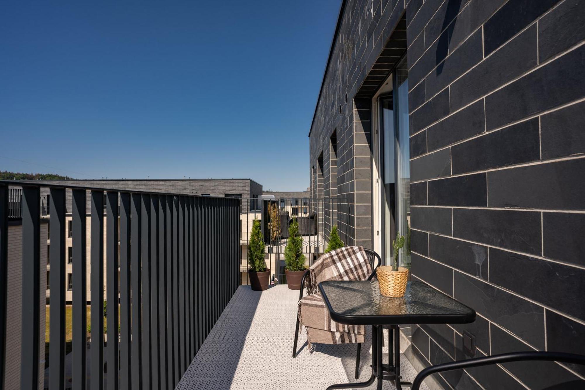 Lazdyneliu Vingis, Free Underground Parking, Long Stays Welcome VNO Eksteriør billede
