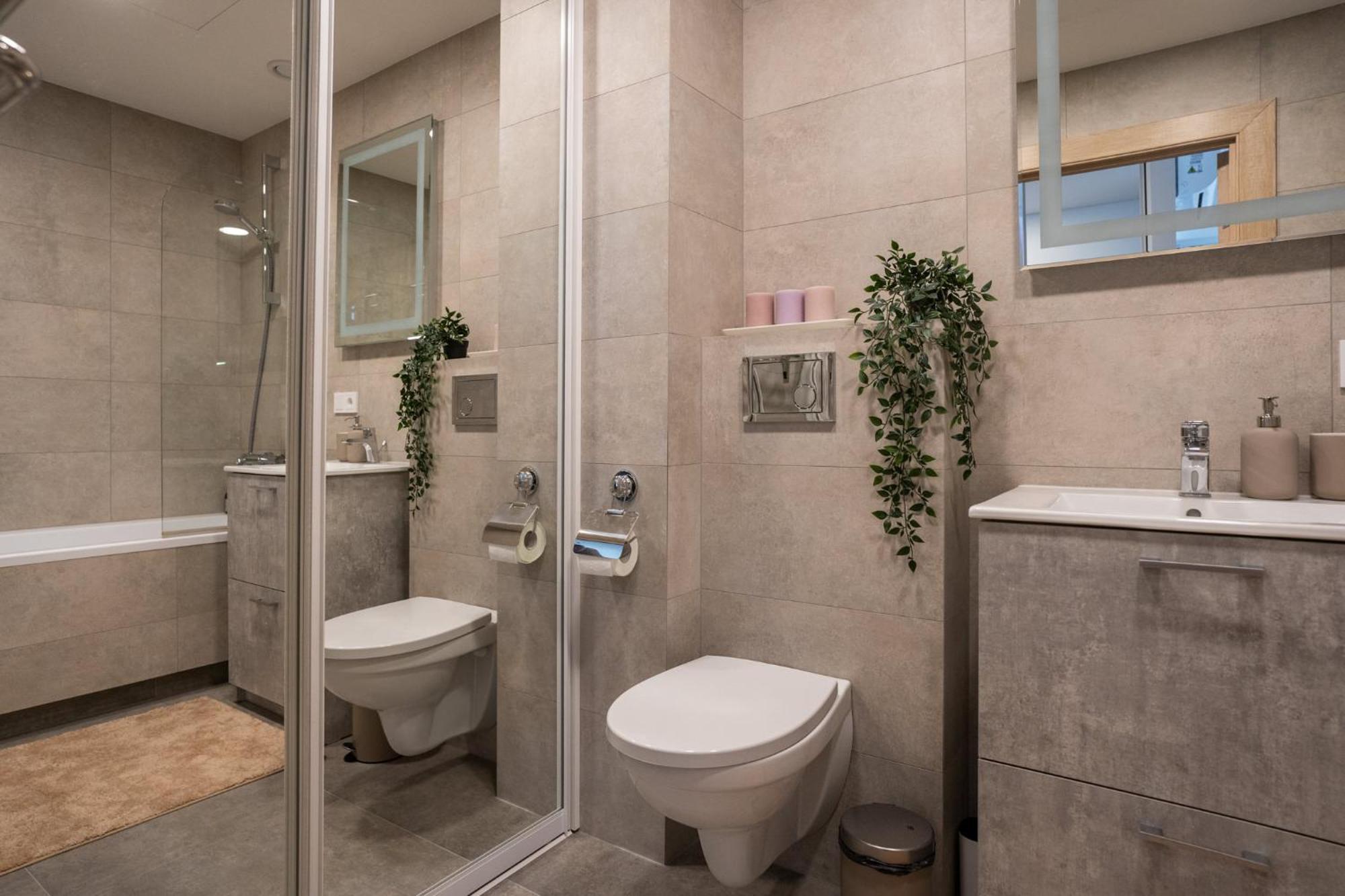 Lazdyneliu Vingis, Free Underground Parking, Long Stays Welcome VNO Eksteriør billede